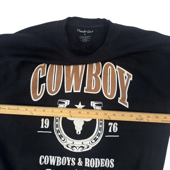 Women’s Popular Girl Graphic Crewneck Black Sweatshirt Cowboys & Rodeo Sz Med - Picture 3 of 5